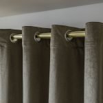 Κουρτίνα βελούδο σκίασης με 8 κρίκους Art 8399 140x270 Μπεζ - Image 4