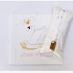 Κουβέρτα πικέ κρεβατιού Swan with a Crown 120x160 Raison D’etre