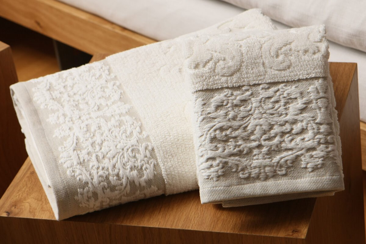 Πετσέτα Προσώπου 550gsm Freesia (50×100) - Image 1